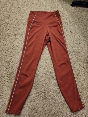 Nike Yoga Luxe Dri Fit High Rise 7/8 Infinalon Leggings S Redstone/Dark Pony